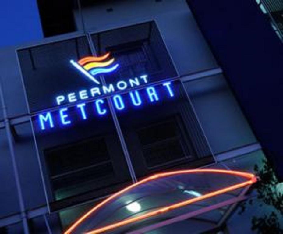 Peermont Metcourt Hotel Francistown Eksteriør billede
